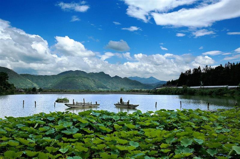 这座小城，为何被称为“散落边地的一部汉书”？,小城,边地,汉书,腾冲,云南,原乡,当地,少数民族,大陆,缅甸
