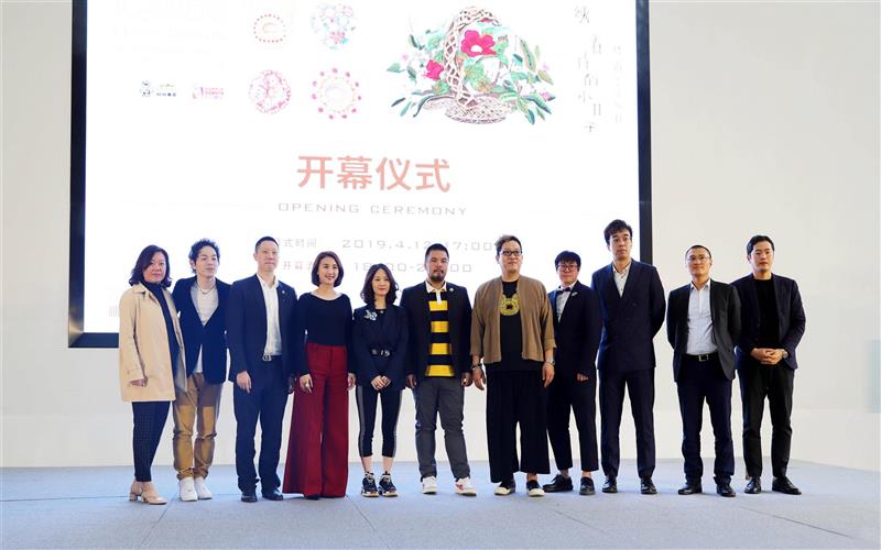 PowerLong 看 | 精彩回顾:缕薇《绣着诗的小日子》,小日子,缕薇,Power,Long,刺绣,缕薇工作室,isappinstalled,缕薇刺绣工作室,屏风,女士