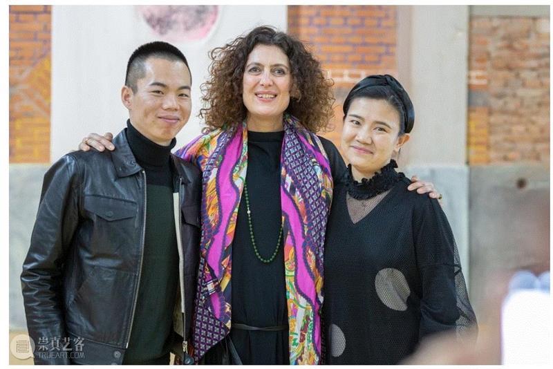 在3画廊馆长康甲、艺术家Eva Schwab、策展人、艺术经纪人王敏,关于夏娃的一切|爱娃·施瓦布个展于北京在3画廊开幕,夏娃,爱娃·施瓦布,Schwab,新表现主义,策展人,绘画,施瓦布,吕佩尔兹,奇遇,开幕式