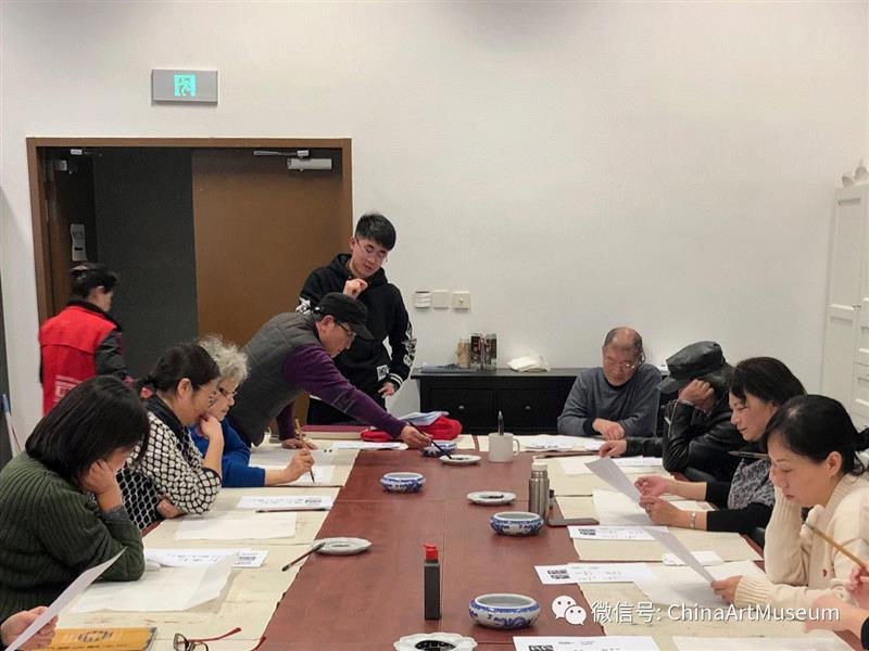 【中华艺术宫 | 活动】这周五,迎接楷书书写带给你的书法体验,书法,楷书,中华艺术宫,教师,市民,终身,基地,站点,地点,星巴克