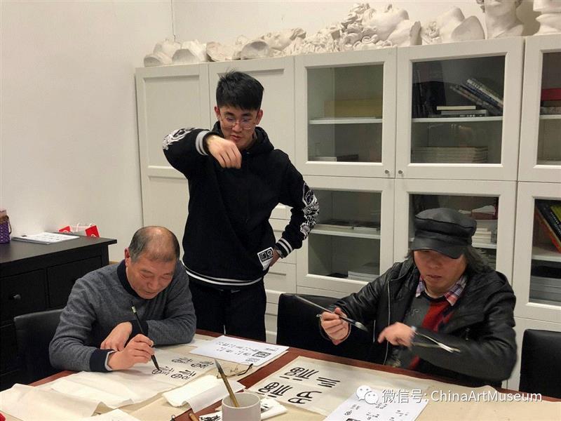 【中华艺术宫 | 活动】这周五,迎接楷书书写带给你的书法体验,书法,楷书,中华艺术宫,教师,市民,终身,基地,站点,地点,星巴克