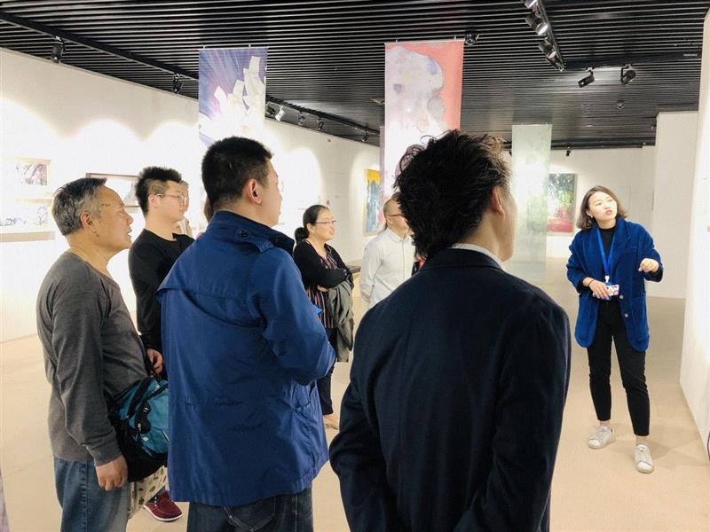 美博美术馆 | “陌上春来缓缓归”系列活动：艺术家王大志带你游花观景,王大志,美博美术馆,电话,路线,多年来,人孔,导览,笔墨当随时代,小趣味,气质