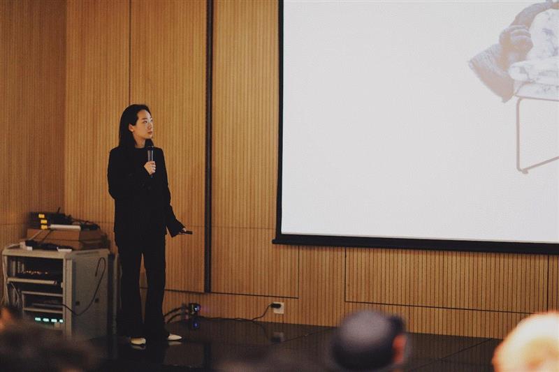 独立艺术设计师 林芳璐,【时代·现场】玩！设计 - 国际新锐设计师展，定义好设计,设计师展,设计师,家具,陶瓷,纺织品,材料,首饰,海绵,北京时代美术馆,伦敦