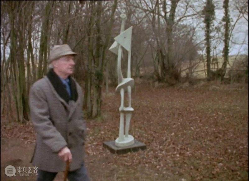 亨利·摩尔:雕塑纯粹是一种对形式和形状的兴趣,雕塑,亨利·摩尔,摩尔,亨利,佩利格林,伦敦,英国,具象,素描,防空洞