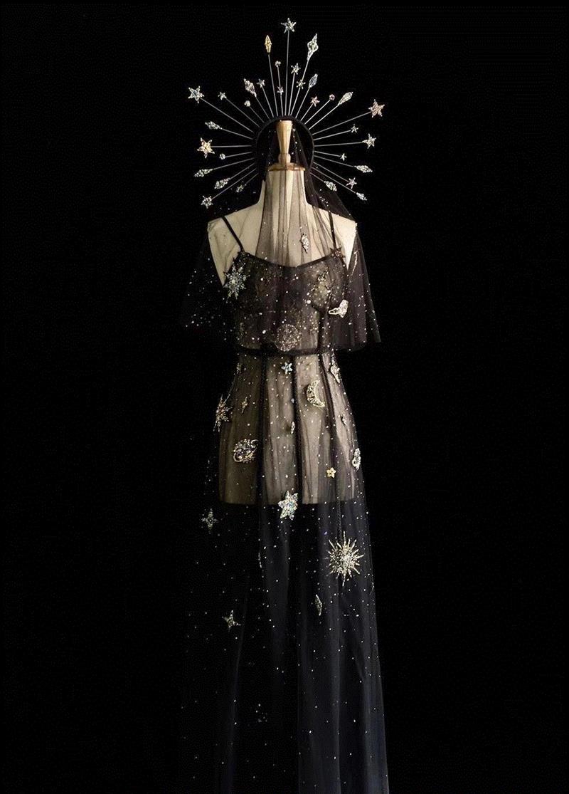 锋 ? 芒——达 子 领 域 | AMNUA公教,AMNUA公教,达子,服装,影像,AMNUA,锋芒,服装设计师,设计师,时尚,地点