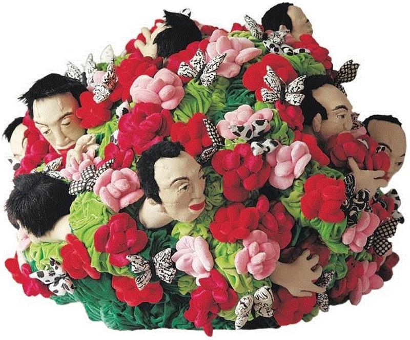 闲游花园,客厅FM | 计文于&朱卫兵：反对“新闻报道”式的直接表达,朱卫兵,计文于,客厅,雕塑,节目,绘画,材料,里面,婚纱,邵沁