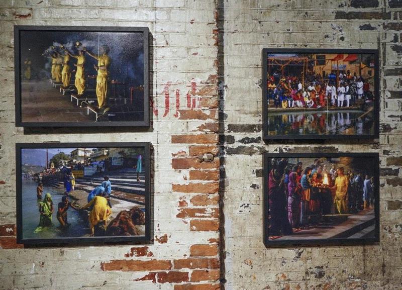 应小杰油画与摄影展即将精彩亮相,油画,应小杰,摄影展,八号桥,粮仓,雅鲁藏布江,黄浦江,苏州河,恒河,西藏