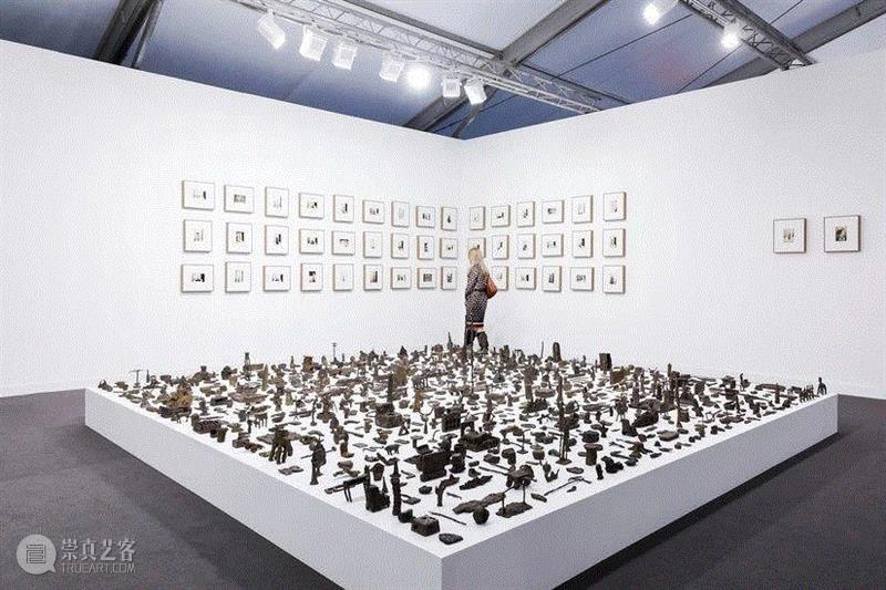  渣滓 1999/2013，Frieze London展览现场，2018，Courtesy