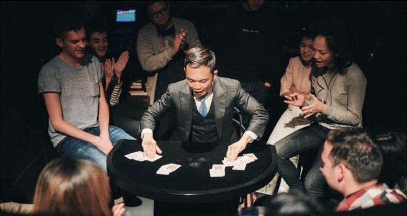 Anson Chen表演现场,国际艺术大咖齐聚上海 邀你共赴一场无界之宴,无界,新媒体,设计师,科技,南音,赵梁,China,装置,蔡雅艺,彩妆