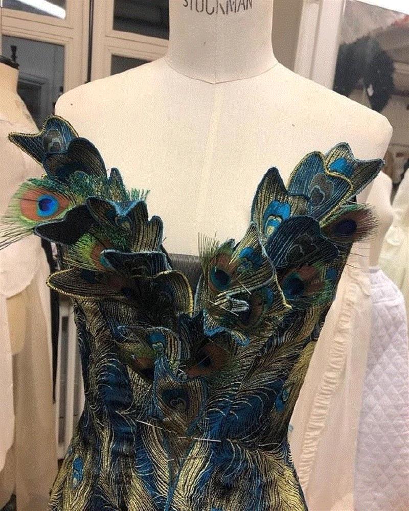 服饰丨比梦还美的芭蕾舞裙，美过花团锦簇的春天！,芭蕾舞裙,服饰,美的,上方,右上,小编,朋友圈,花团锦簇,心情,舞台