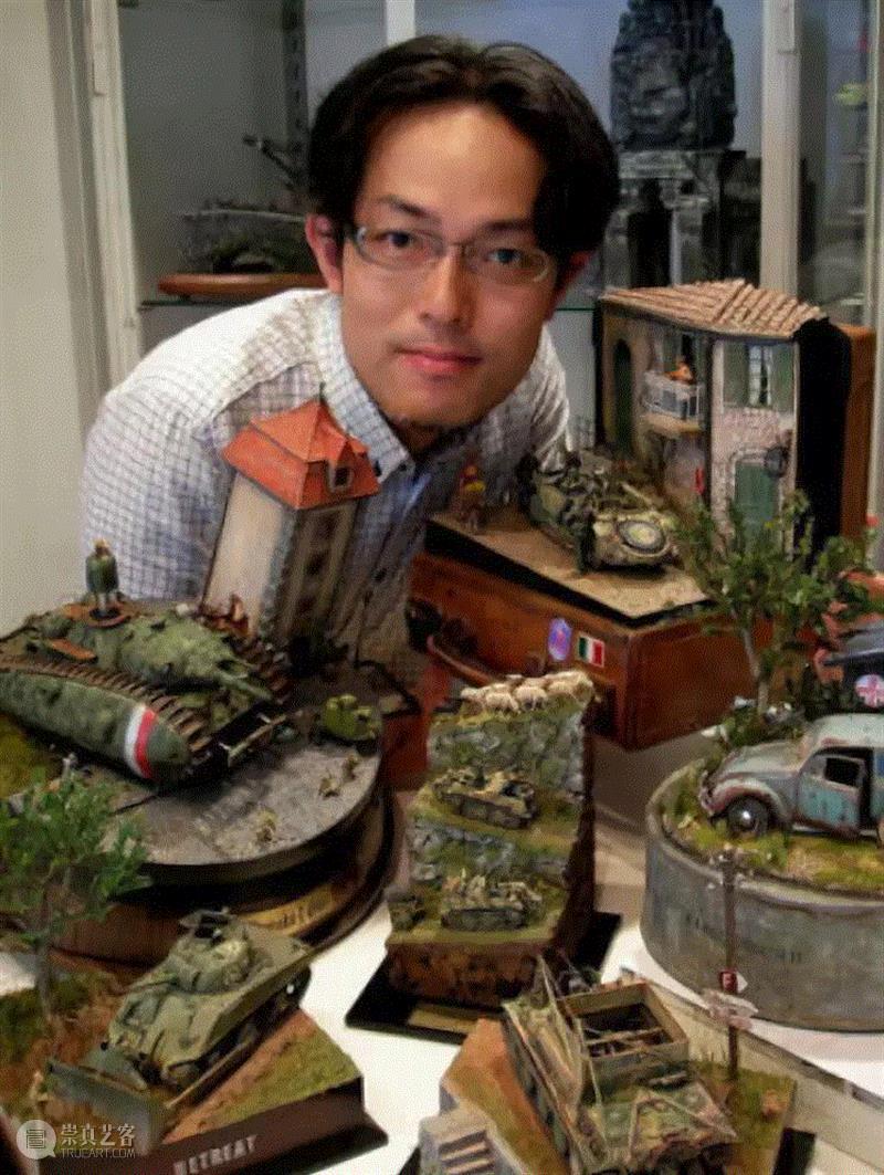 用一张垃圾站照片扬名，他能将任何东西放到手上···,海外,日本,战争,模型,手指,背后,大神,手上,平时,荒木智