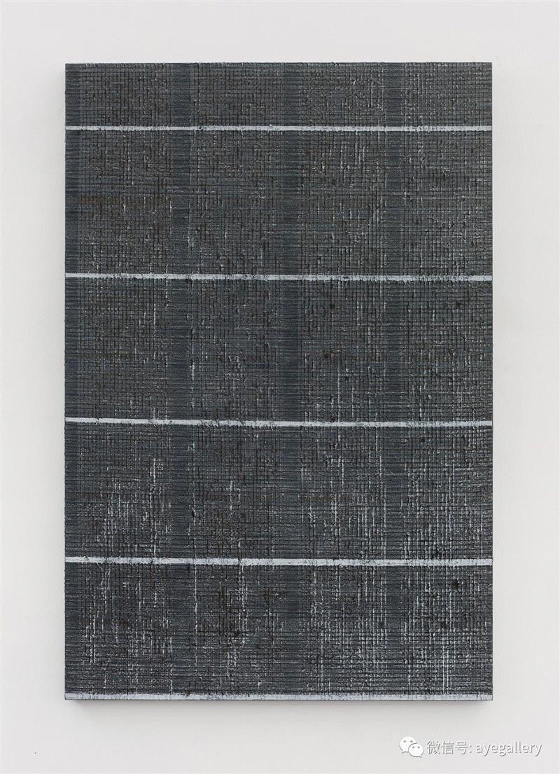 五条白线 - 棕灰 / 布面油画 / 200x135cm / 2018,【AYE画廊 | 艺术家】迟群,迟群,AYE,颜色,油画,新作,一条线,框架,四条线,阅历,山东