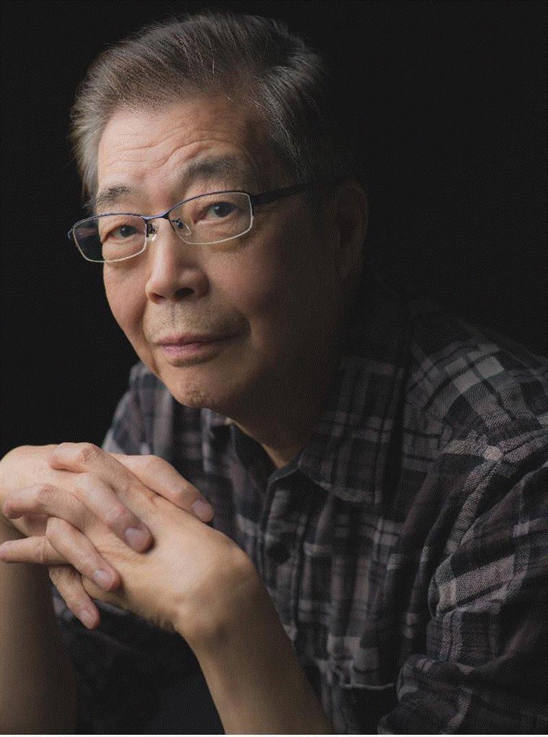 郭晓东领衔主演《钢的琴》| 一群小人物对时代的告别,钢的琴,郭晓东,领衔主演,小人物,剧照,话剧,人物,舞台,编剧,喻荣军