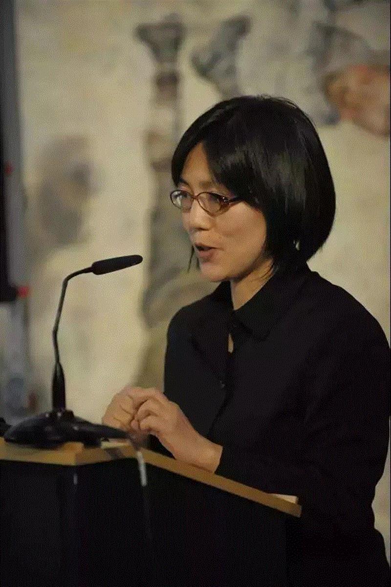 朱紀蓉,Fashion Academy | MoCA系列论坛之“非典型对话”,Academy,MoCA,上海当代艺术馆,博物馆,孙文倩,朱紀蓉,时尚,局外人,时尚展,品牌