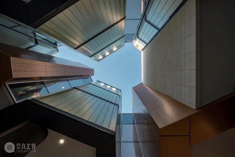 视觉丨抬头看建筑，怎一个美字了得！,建筑,上方,右上,only,arch,卫荣