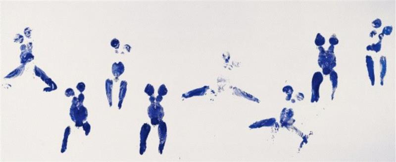 伊夫·克莱因，《无题人体测量学》 （人体测量106号），1960，布面色粉和人造树脂，200×500