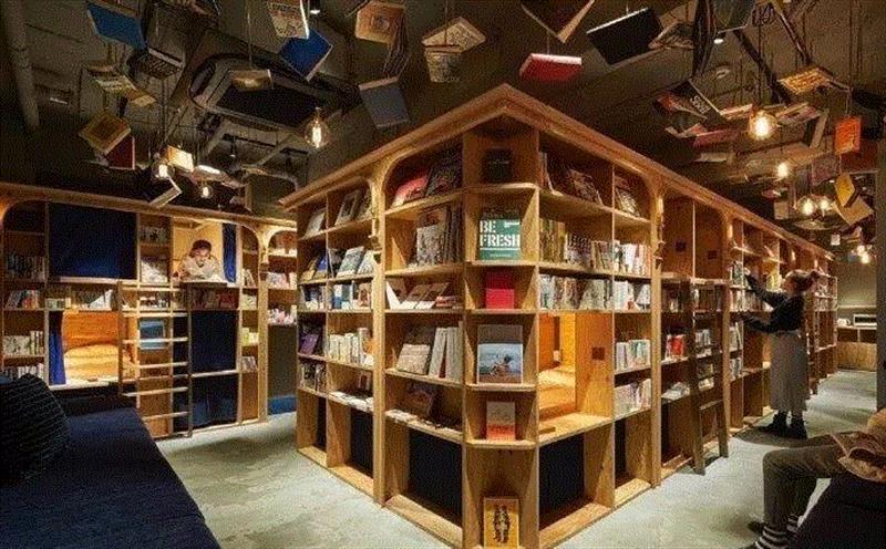在日本，有种酒店叫书店,书店,日本,漫画,旅馆,东京,房间,茑屋书店,日元,旅客,书籍