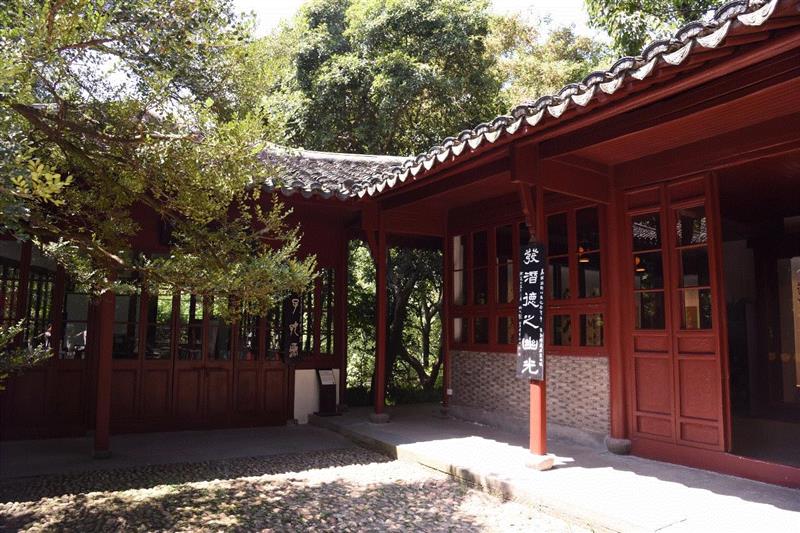 社址景观与社藏文物:建筑(九),建筑,社址,景观,文物,遁庵,吴隐,匾额,石柱,石坊,西泠印社