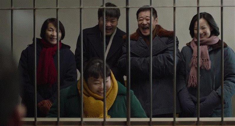 我居然被《地久天长》“骗哭”了十次,地久天长,丽云,耀军,海燕,丽云和耀军,电影,女儿,儿子,死后,丽云和