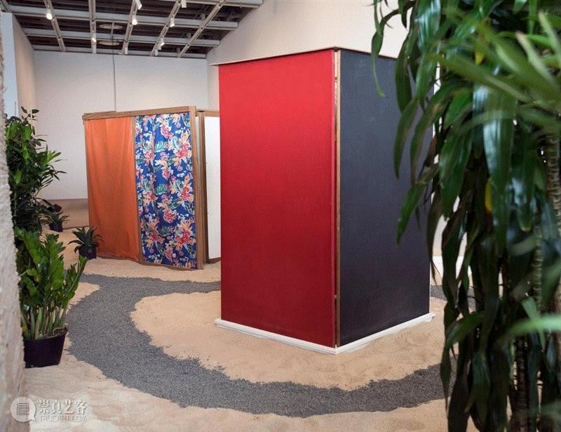 An installation view of Hélio Oiticica’s best-know