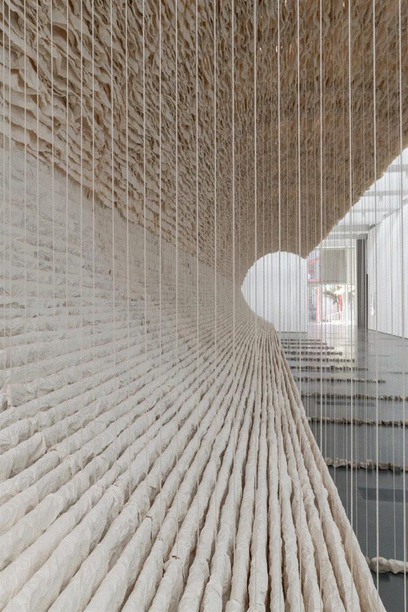 ZHU JINSHI, Wave of Materials, 2007/2019, Xua