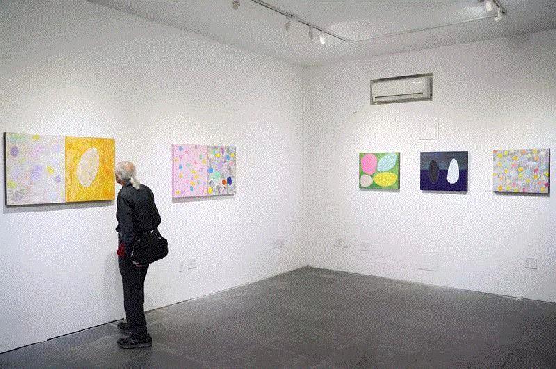 展览现场,【空间站】 | 金俊杰个展在美国迈阿密ART  LEX?NG开幕,金俊杰,空间站,美国迈阿密,LEX,绘画,南宁,迈阿密,鹅卵石,墨西哥城,基地