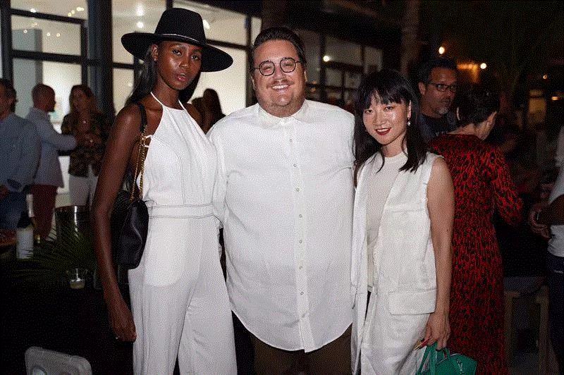开幕来宾Kiki Barth, Tommy Ralph Pace,【空间站】 | 金俊杰个展在美国迈阿密ART  LEX?NG开幕,金俊杰,空间站,美国迈阿密,LEX,绘画,南宁,迈阿密,鹅卵石,墨西哥城,基地