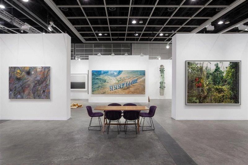 艺博会现场 | 玛丽安 · 古德曼画廊在巴塞尔艺术展香港展会,香港,巴塞尔,艺术展,展会,玛丽安,古德曼画廊,艺博会,展位,古德曼,傅丹