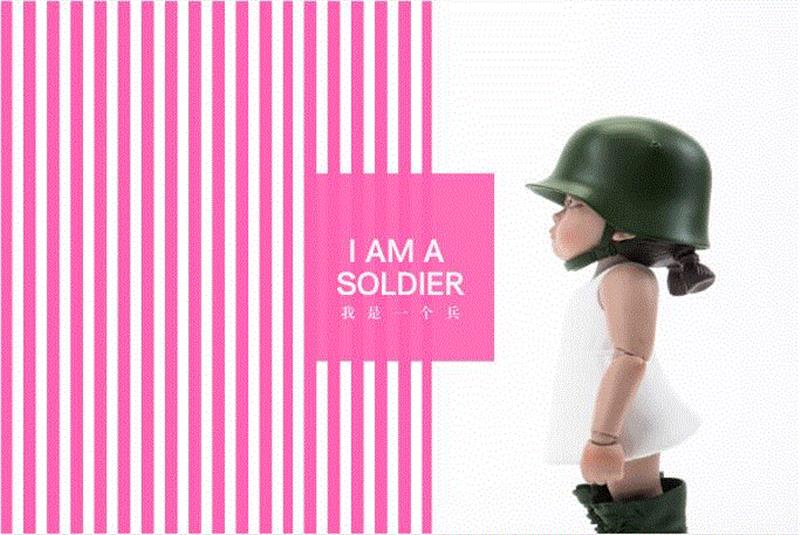 【时代·艺术商店】再傻也要做完自己的梦,艺术商店,王艺,五棵松桥,地铁,玩偶,博士,北京时代美术馆艺术品商店,衍生品,东北角,广场