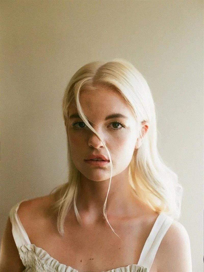 画廊 | Betina du Toit 复古的浪漫,Toit,Betina,南非,媒介,摄影师,美感,蓝色,绿色,棕色,橙色