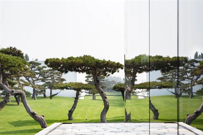 展览名称:路易丝·布尔乔亚:永恒的丝线,「松」说 | 春暖花开的时候 一起去看展吧,护照,松美术馆,美术馆,红砖美术馆,地址,雕塑,路易丝,二维码,地图,北京市朝阳区