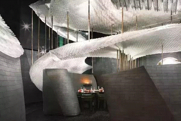 装置丨听玻璃艺术 讲述绝妙动人的梦幻故事,装置,羽毛,材料,琉璃,水晶,建筑,灯光,宇宙,餐厅,Knapp