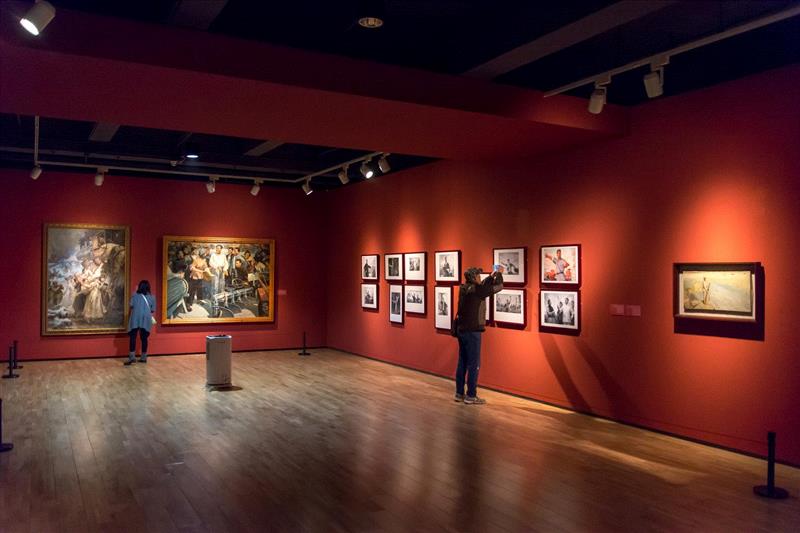 王薇:感恩社会,龙美术馆(浦东馆)免费开放,龙美术馆,王薇,浦东馆,溥儒,展期,美术馆,书画展,王孙,红色,书画