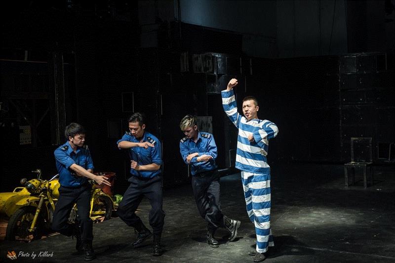 当代社会病例研究所,病例,研究所,患者,蜂巢剧场,医院,职业,病症,病情,孟京辉,张弌铖