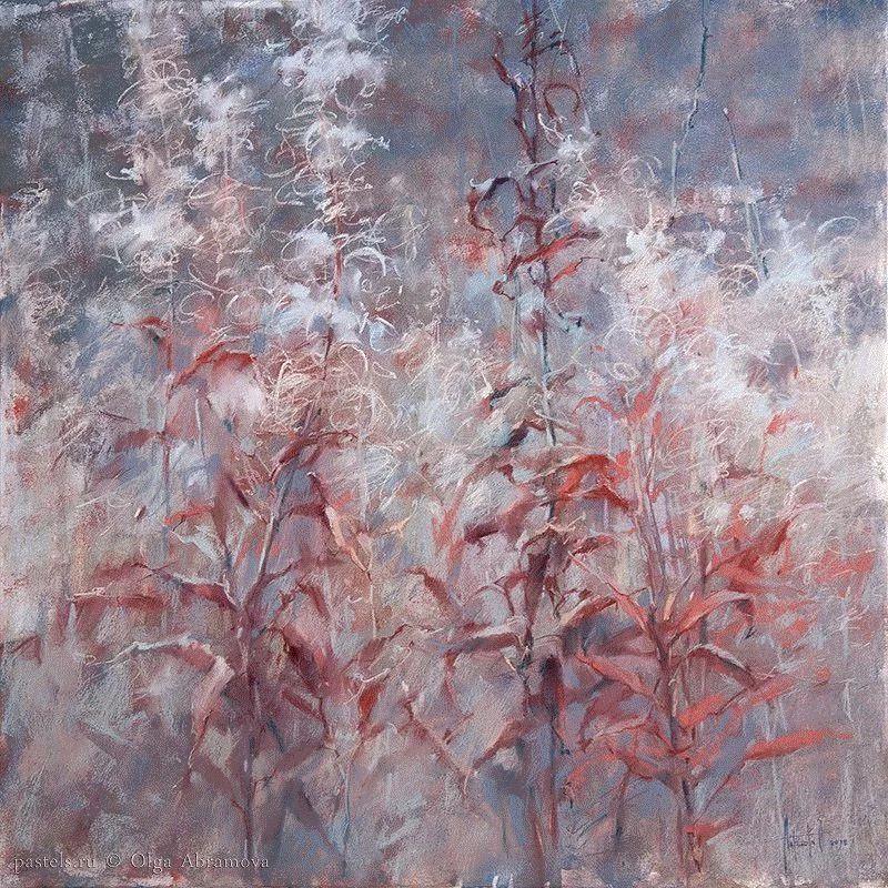 她15年离群索居，只为用一根粉笔打开全新人生，惊艳了世界！,粉笔,Olga,很多人,颜料,墙上,莫斯科艺术学院,色块,阁楼,黑板,节日