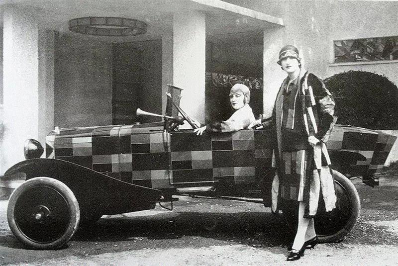 她给丈夫戴绿帽,却点燃了新的艺术人生,画作挂进卢浮宫! 壹号收藏 今天,丈夫,卢浮宫,绿帽,艺术人生,壹号,索尼娅,德劳,巴黎,罗伯特,服装