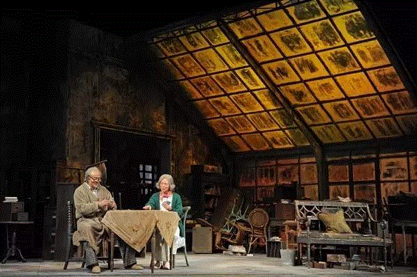 《洋麻将》,看点丨北京人艺2019经典作品轮番上演,北京人艺,看点,剧目,剧院,任鸣,舞台,新作,首都剧场,戏剧,窝头会馆