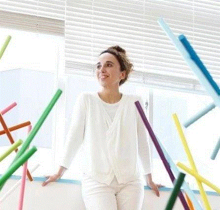 Emmanuelle Moureaux,色彩丨用100种颜色做设计，是怎样一种惊艳？,颜色,装置,Emmanuelle,FURLA,花卉,图案,色调,树木,立方体,Moureaux