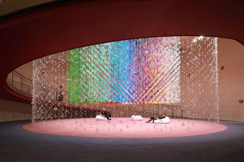 色彩丨用100种颜色做设计，是怎样一种惊艳？,颜色,装置,Emmanuelle,FURLA,花卉,图案,色调,树木,立方体,Moureaux