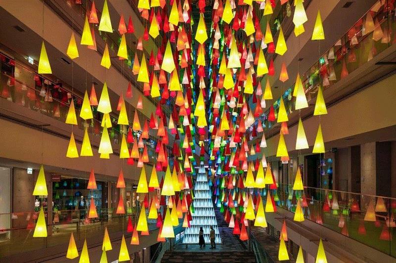 色彩丨用100种颜色做设计，是怎样一种惊艳？,颜色,装置,Emmanuelle,FURLA,花卉,图案,色调,树木,立方体,Moureaux