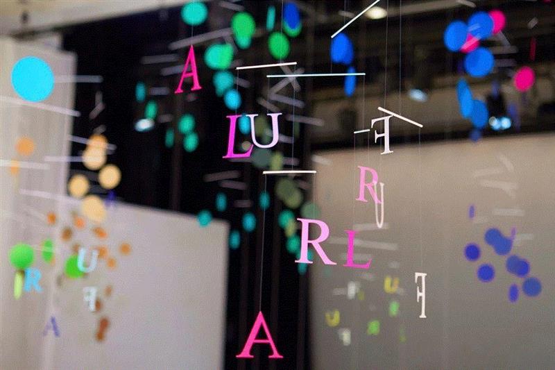 色彩丨用100种颜色做设计，是怎样一种惊艳？,颜色,装置,Emmanuelle,FURLA,花卉,图案,色调,树木,立方体,Moureaux