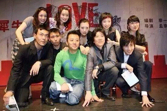 如果你敢在这个时代,用戏剧养活自己。,戏剧,演员,孟京辉,孟京辉戏剧工作室,舞台,话剧,才艺,恋爱的犀牛,电话,形体