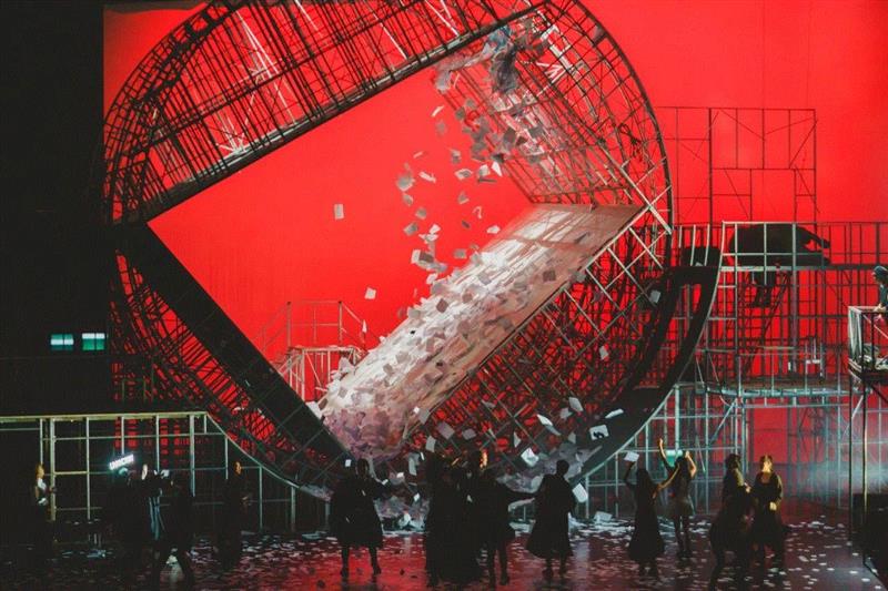 如果你敢在这个时代,用戏剧养活自己。,戏剧,演员,孟京辉,孟京辉戏剧工作室,舞台,话剧,才艺,恋爱的犀牛,电话,形体