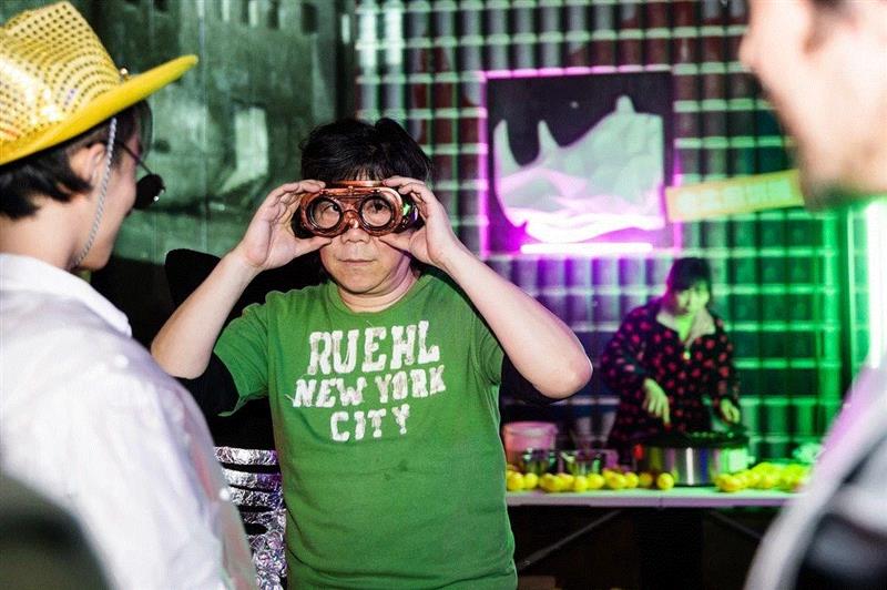 如果你敢在这个时代,用戏剧养活自己。,戏剧,演员,孟京辉,孟京辉戏剧工作室,舞台,话剧,才艺,恋爱的犀牛,电话,形体