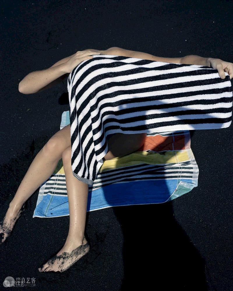 访谈 | 一位害羞的表现者Viviane Sassen的失去与渴望 Ⅱ,女性,模特,时尚,男性,相机,影子,紧张感