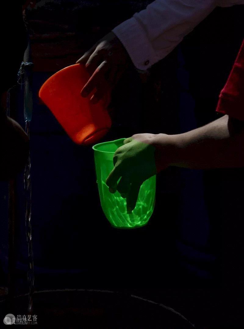 访谈 | 一位害羞的表现者Viviane Sassen的失去与渴望 Ⅱ,女性,模特,时尚,男性,相机,影子,紧张感