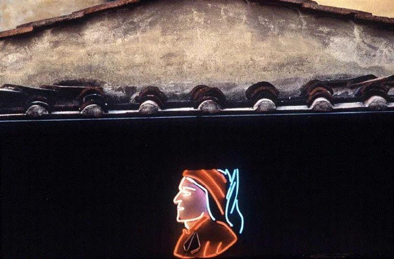 诗人走向词语正如自然走向枯枝,诗人,枯枝,诗歌,坛子,史蒂文斯,皇帝,冰淇淋,精英,华莱士,马永波