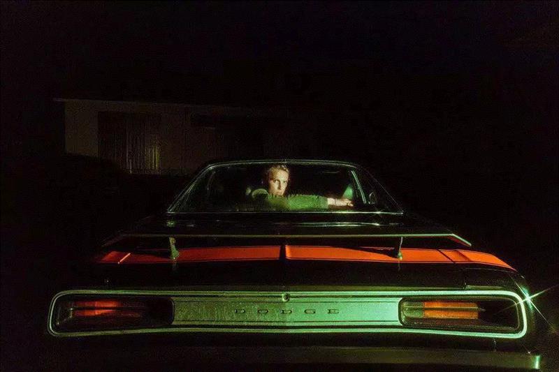 品读 ▎年轻人,你为什么这么“瘫”?,小男孩,苦难,船上,一个人,身上,外部,医生,沉船,甜食,作家