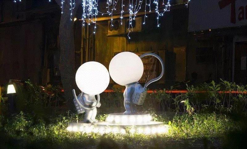 展览丨七大户外艺术装置点亮新竹灯光节,新竹,灯光,户外,装置,太空人,月球,地球,小猪,讯号,林建荣