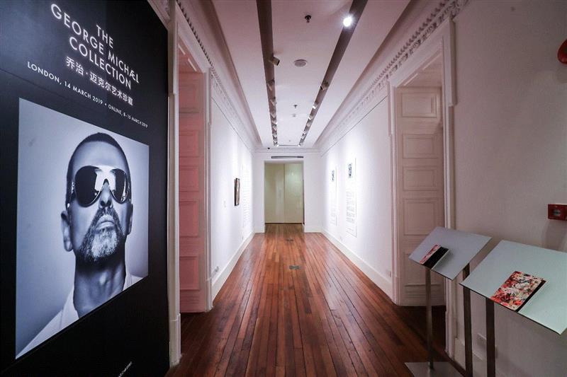 乔治·迈克尔艺术珍藏上海展览现场,现场直击:乔治·迈克尔艺术珍藏现正于佳士得上海艺术空间展出,佳士得,乔治·迈克尔,迈克尔,英国,音乐,珍藏展,乐坛,翠西,艾敏,诺布尔